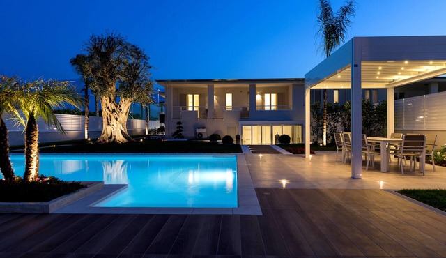 Amalfi Home – Relax near the sea with private beach and shuttle to Salerno