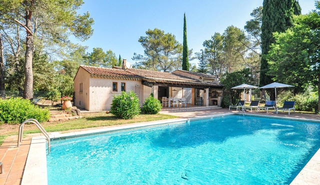 Amazing home in Gonfaron