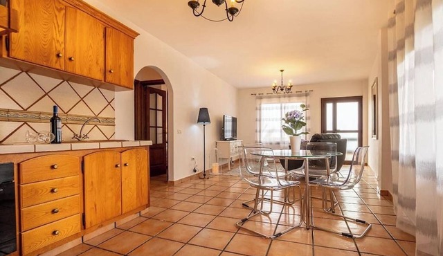 Apartamento Lava - Two Bedroom Apartment, Sleeps 3