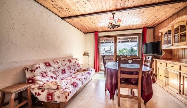 Apartment 'La Pointe Des Mattes' with Mountain View, Private Terrace and Wi-Fi