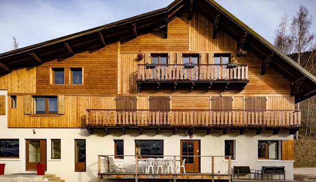 Apartment "Le Pacardou" with Mountain View, Private Terrace and Wi-Fi