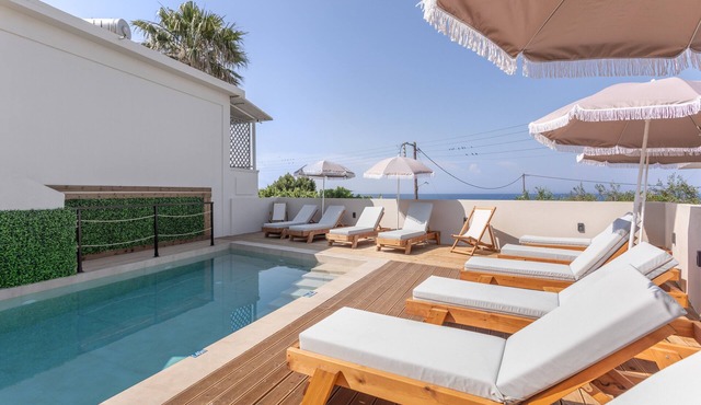 Apartment 'Bel Momento - Family Room' with Sea View, Wi-Fi and Air Conditioning
