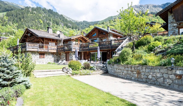 Apartment 'Flocon' with Private Pool and Wi-Fi