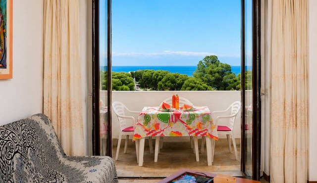 Apartment LT Miramare SEA FRONT private garage 8 places