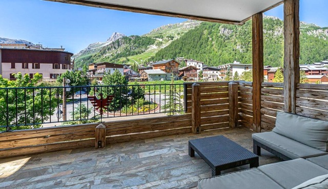 Apartment Mylan - Three Bedroom Villa, Sleeps 6