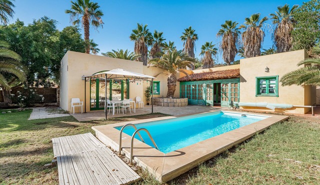 Apartment 'Villa Colliure' with Sea View, Private Pool and Wi-Fi