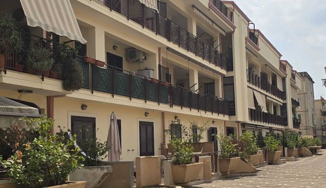 Apartment within walking distance of the Royal Palace of Caserta