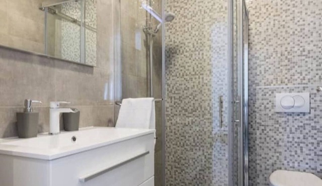 Apartments Siblings - Premium One Bedroom Apartment with Terrace and Garden View