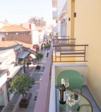 Aplo Chios Deluxe Apartments
