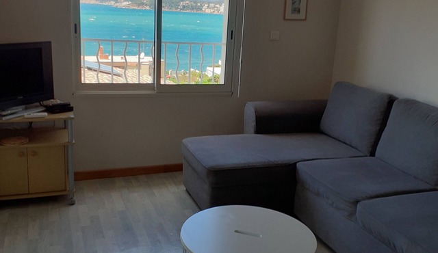 Appart. 2P Magnifique vue mer Six Fours Corniche Solviou