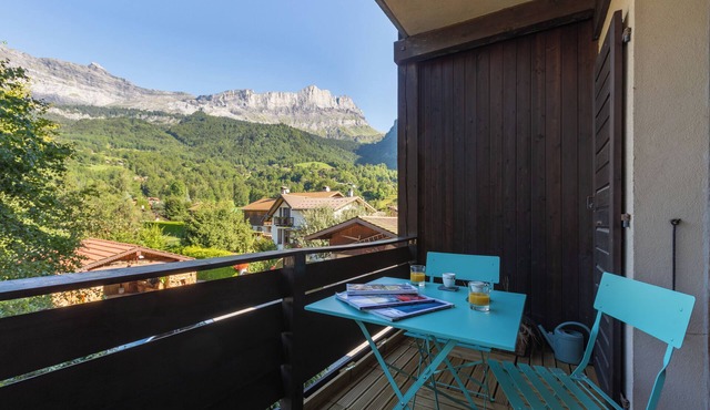Apt La Sauvageonne in Servoz Balcony & Mountain views, Servoz (Chamonix), France