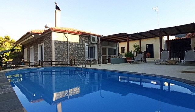Armonia - fully accessible private villa with swimming pool