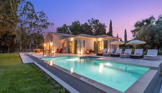 Astarte Villas - Laalu Private Villa with Pool