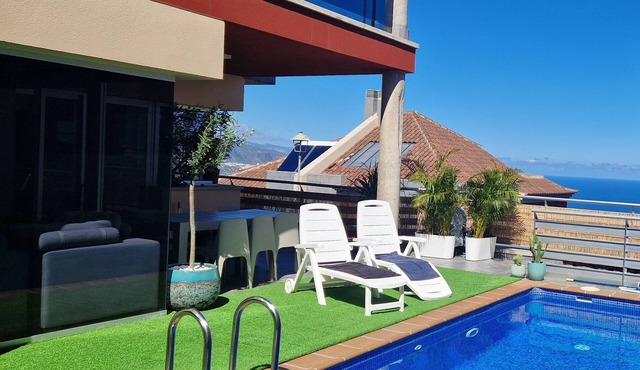 Atlantic Blue: Private Heated Pool and Ocean Views
