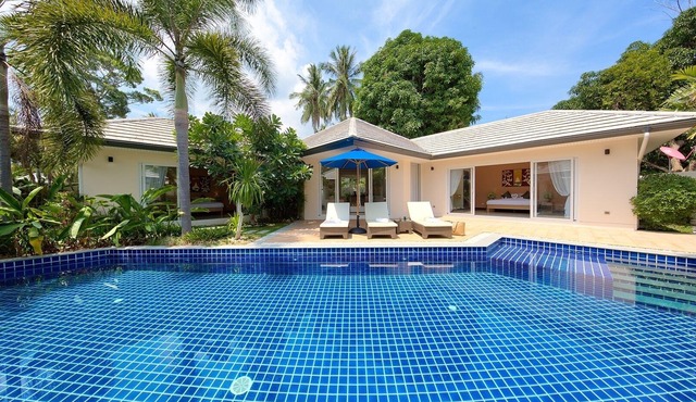 Baan Rim Talay - Private Pool Villa Near The Beach