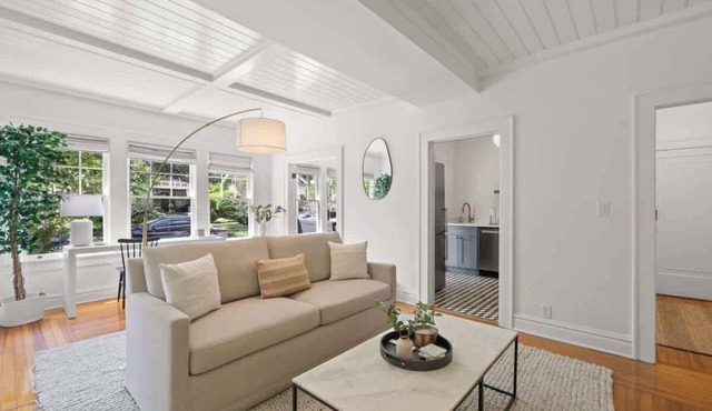 Bayshore 1BR Luxe – The Adaline #4 First Floor
