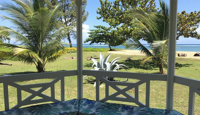 Beach Villa, Family friendly, a real getaway, near many North Coast destinations