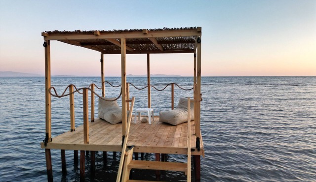 Beachfront/2br/garden/bbq/seaview/quietretreat