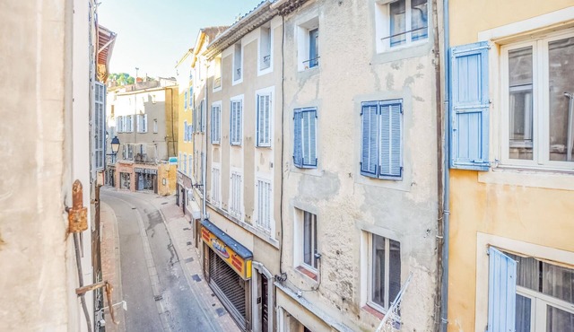 Beautiful apartment in Barjols with WiFi