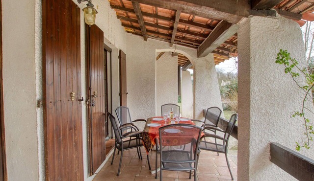 Beautiful private villa for 6 people with TV, terrace and pets allowed