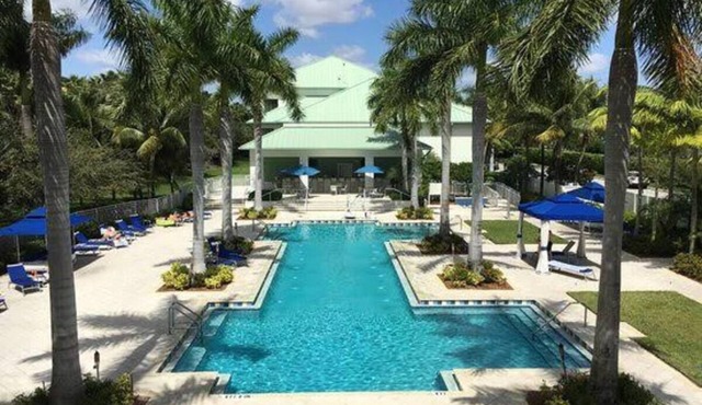 Beautiful Resort in Miami for One Week!