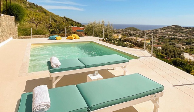 Beautiful vacation home in panoramic position