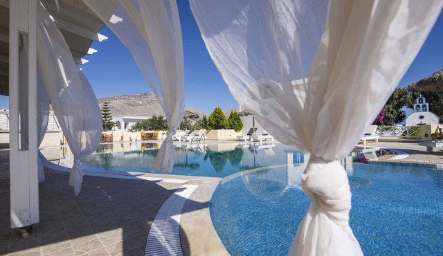 Bella Santorini