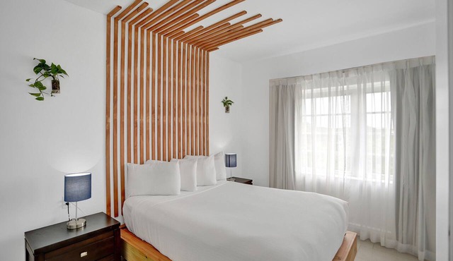 Belleza South Beach 3 Bedroom/2 Bath Sleeps 7