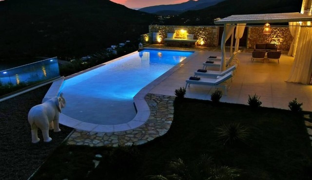 BH844 - B - Villa Parga