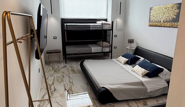 Camera Visconti – Elegant Historic Room with Kitchenette in Pulsano Old Town