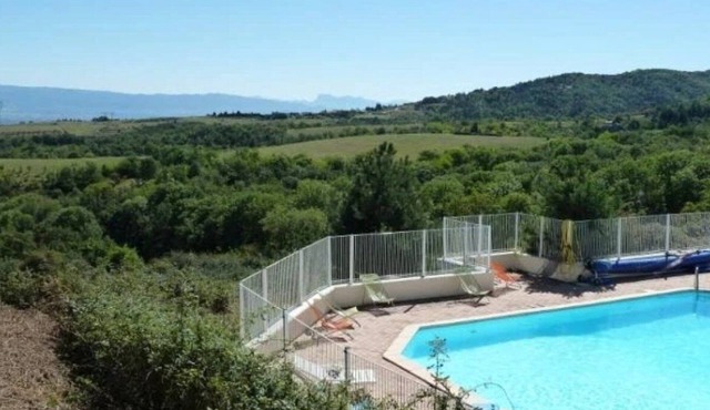 Camping 3 étoiles - Piscine - ccbgbcc