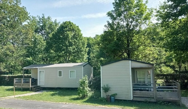 Camping La Bâtisse