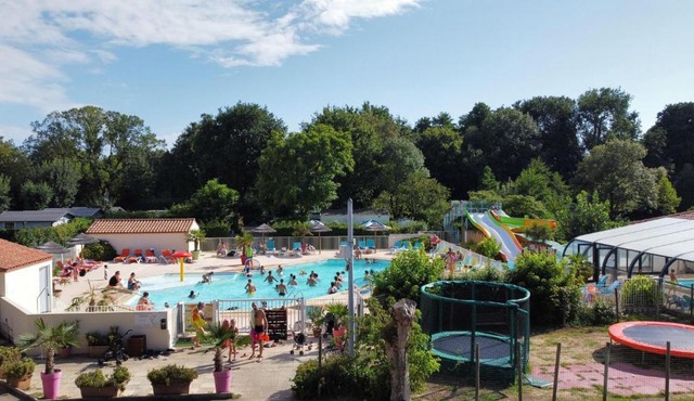 Camping Le Ragis in Challans