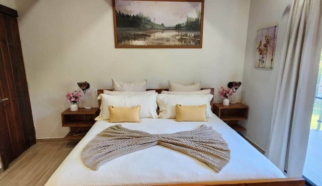 Canary Suite - Brisal Mountain Retreat