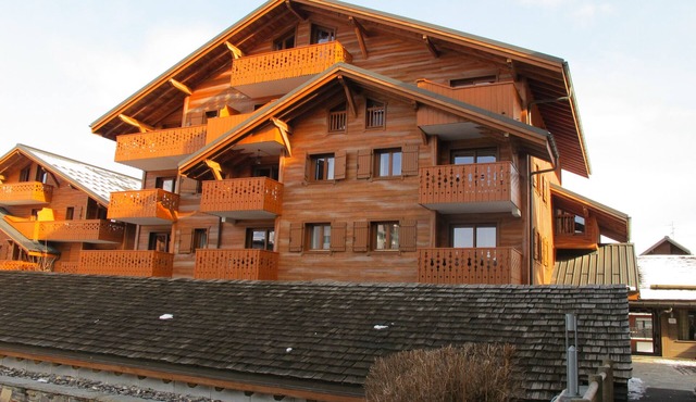 Carroz sport 6 people, 3 bedrooms, swimming pool, jacuzzi, sauna