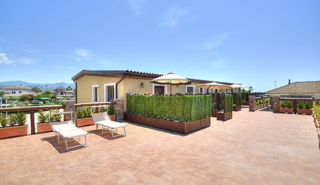 Casa Biancolilla C: A welcoming apartment situated at a short distance from the beach, with Free WI-FI.