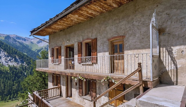 CASA-Niu Luxe discret, vue et pied des pistes