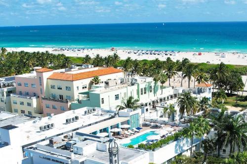 CasaGrandeSouthBeach by AmericanVacationLiving 6BR