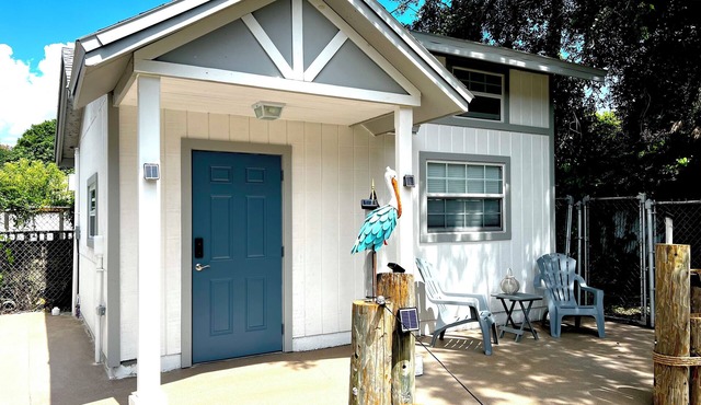 "Casita" The Pelican tiny Home Ybor/D’Town/Cruise port