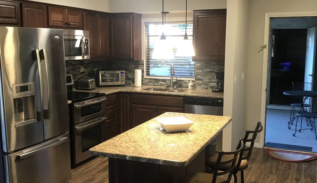 Centrally located between Orlando and Tampa. Short drive to major theme parks.