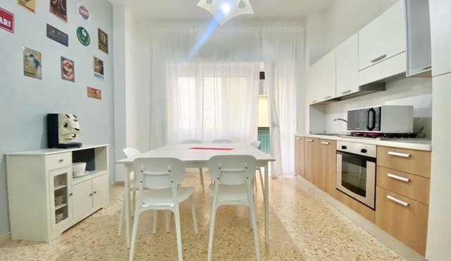 Centrally located rooming house, two minutes from the station and tourist pier.