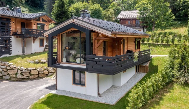 Chalet 7 Summits - Magnificent Modern Chalet with Jacuzzi - Swimming Pool - Sauna