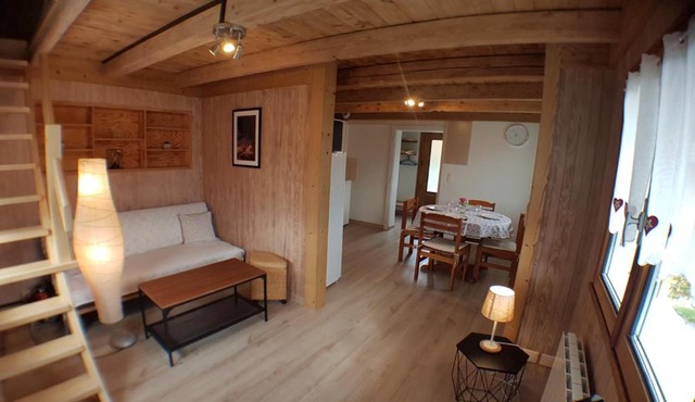 Chalet avec terrasse et vue sur le Mt-Blanc