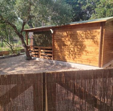 Chalet en bois avec terrasse au calme proche plage et nature