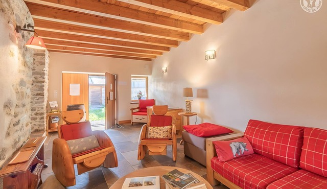 Chalet 'L'ours' with Mountain View