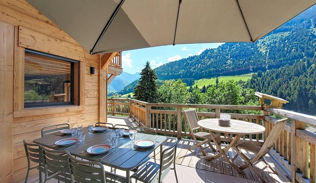 Chalet Superbaz - 8 persons - 4 bedrooms - Mountain view