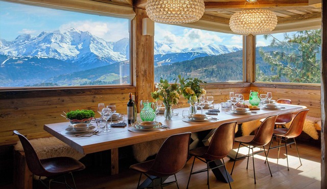 Chalet Vardache - Ski-in ski-out with Mont Blanc views - OVO Network
