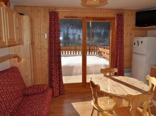 Charmant studio avec terrasse sud, animaux admis, parking - FR-1-692-72