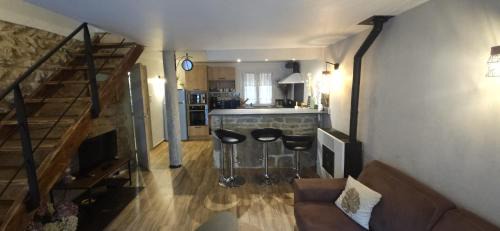 Charmante et Chaleureuse petite maison