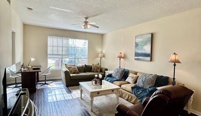 Charming 2-bedroom apartment in wonderful Orlando close to Universal studios